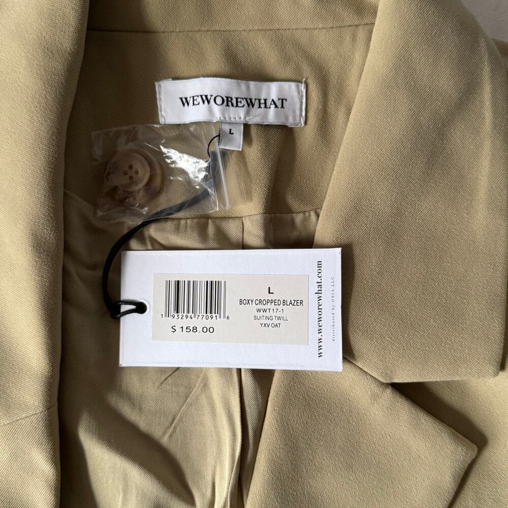 WeWoreWhat Boxy Cropped Blazer in Oat Size L - Picture 7 of 12